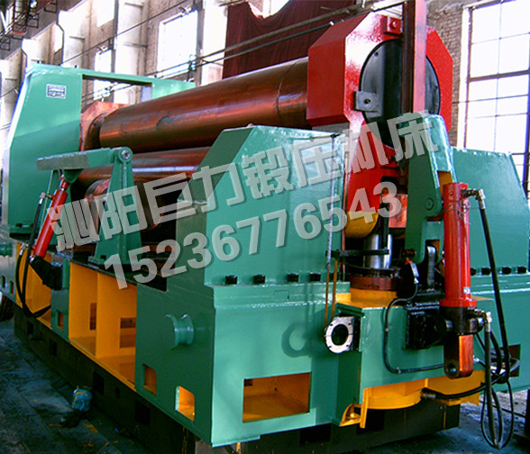 W11XNC-40x2500-Horizontal Down Adjusting 3 Roll Rolling Machine